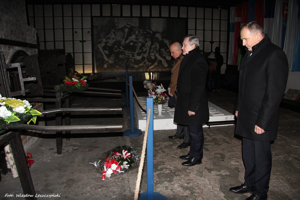 Wizyta I. Wiceprezesa Rady Ministrów RP, Ministra Kultury i Dziedzictwa Narodowego prof. dr. hab. Piotr Gliński w Muzeum Stutthof w Sztutowie