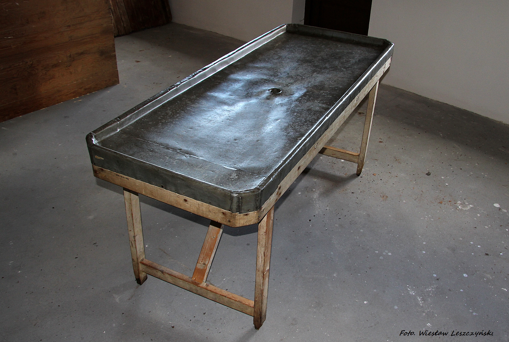 Autopsy table. Condition after conservation.