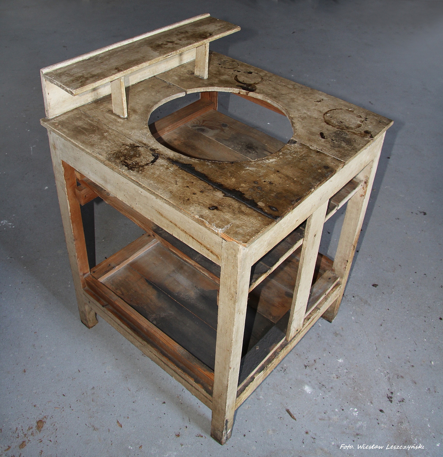 Cabinet for washbasin. Condition after conservation.